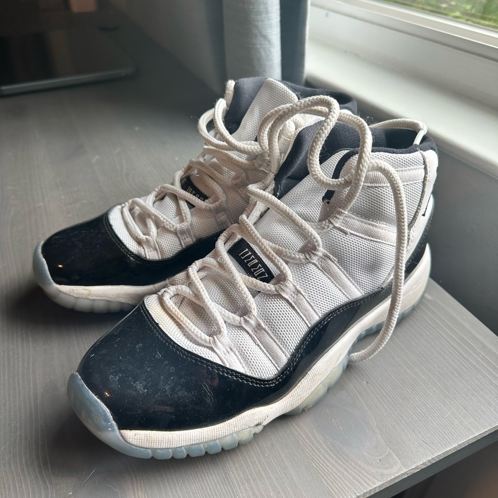 air jordan retro 11 concord 7y- 8.5 women’s